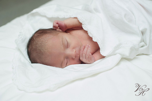 Newborn Photos-103
