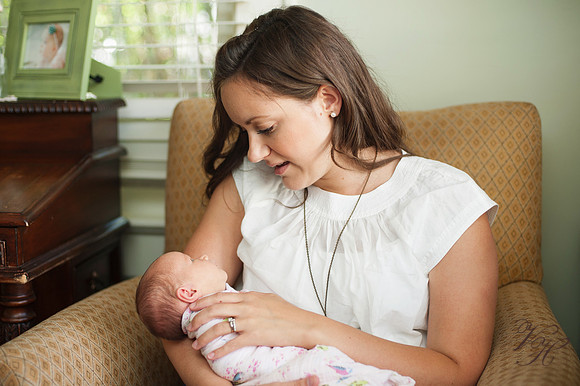 Lifestyle Newborn Photography-59
