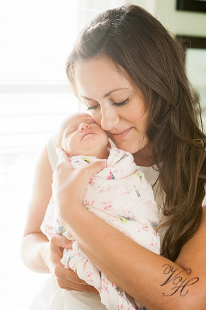 Lifestyle Newborn Photography-74