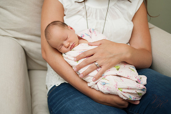 Lifestyle Newborn Photography-132