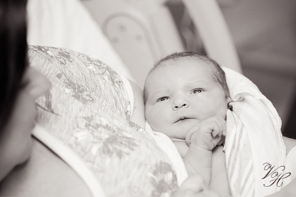 Amelia.bw-142