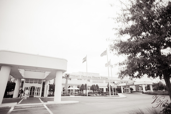 Amelia.bw-1