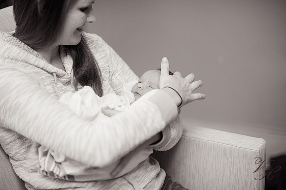 Amelia.bw-92