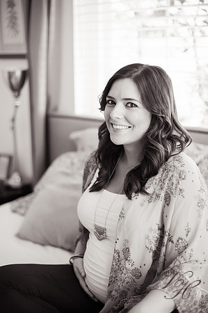 Cameron.Maternity.bw-48