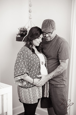 Cameron.Maternity.bw-66