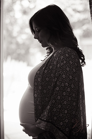 Cameron.Maternity.bw-98