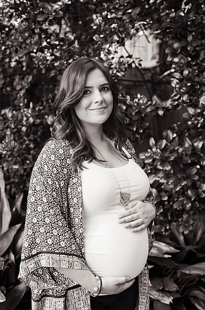 Cameron.Maternity.bw-105