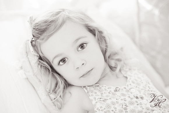 Laurel.bw-40