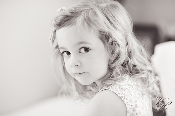 Laurel.bw-170