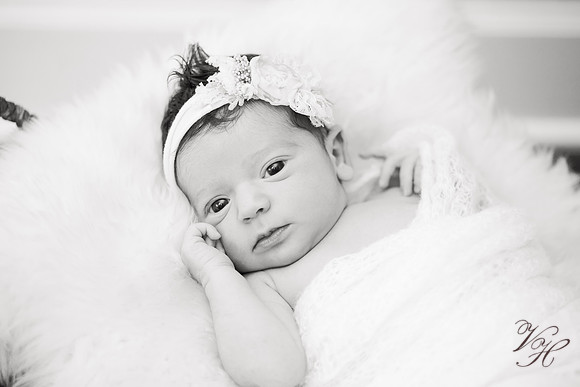 Penelope.bw-69