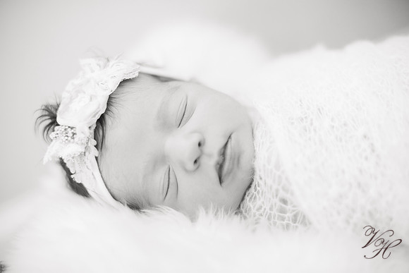 Penelope.bw-53