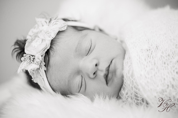 Penelope.bw-54