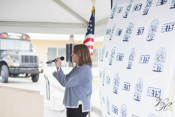 JXC.Topping Off-53