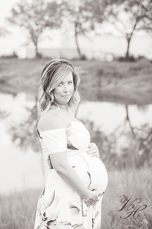 Fielder.Maternity.bw-63