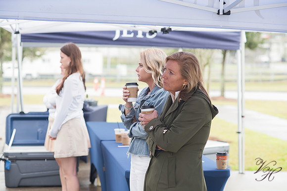 JXC.Topping Off.web-102