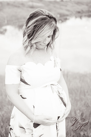 Fielder.Maternity.bw-64