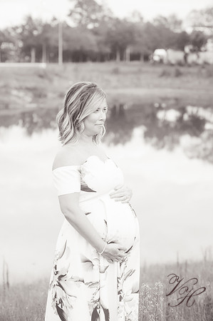 Fielder.Maternity.bw-60