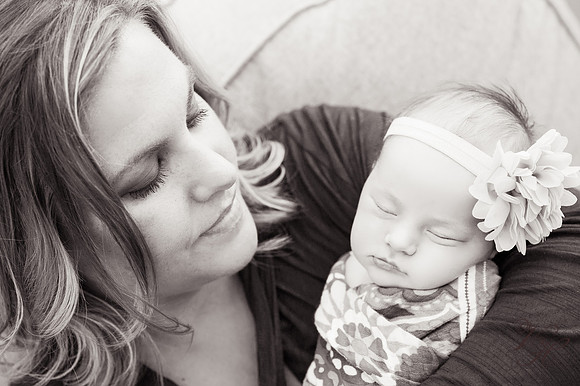Madelyn.bw-80